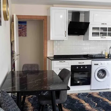 Центр Города Апартаменты 1+1 * Alanya